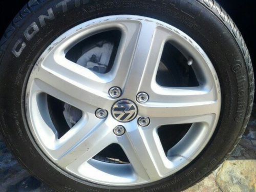 2004 volkswagen touareg v8 sport utility 4-door 4.2l