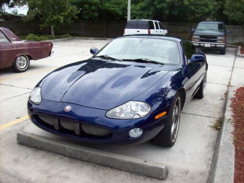 2002 jaguar xkr  coupe 2-door 4.0l