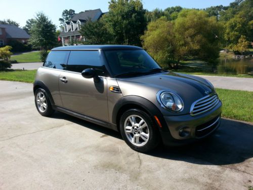 2012 mini cooper (base) 6-speed