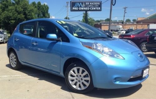 2013 nissan leaf plug in electric