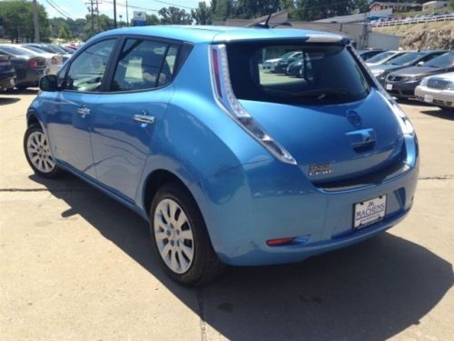 2013 NISSAN LEAF PLUG IN ELECTRIC, image 4