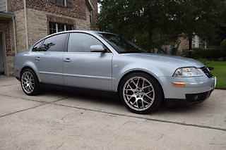 2002 volkswagen passat w8 sedan 4-door 4.0l