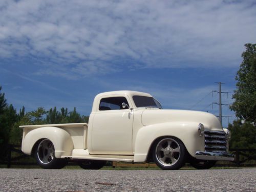 Awesome high end custom 1952 chevrolet 3100 resto mod 450hp loaded show and go!!