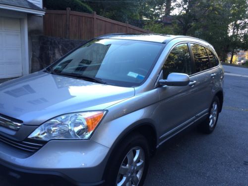 Under 50,000 miles! excellent condition, leather seats, awd, accident-free