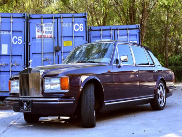 Rolls-royce silver spirit/spur/dawn 4 door sedan