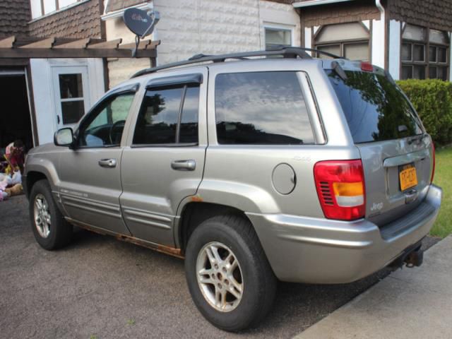 Jeep grand cherokee limited sport utility 4-door