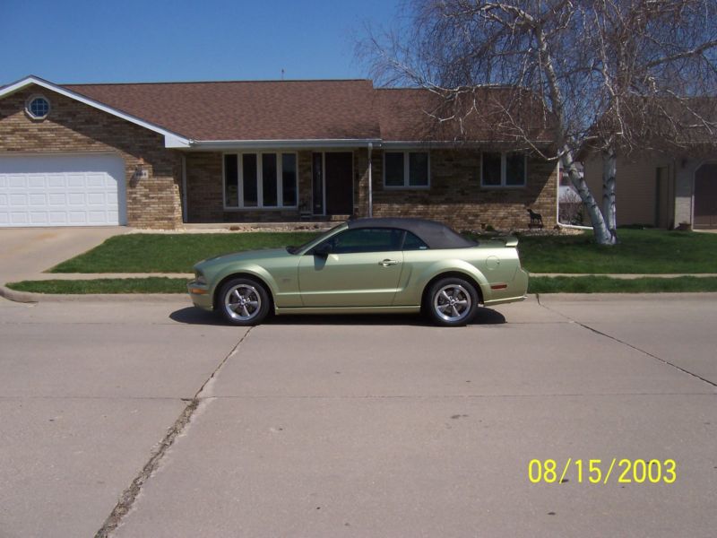 2006 ford mustang gt premium