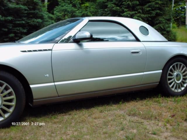 2004 ford thunderbird black leather