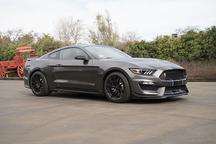 2017 ford mustang shelby gt350 coupe 2-door