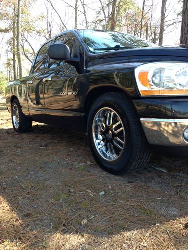 2006 dodge ram 1500 amazing condition clean