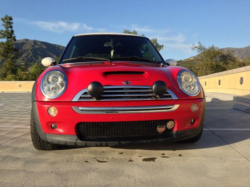 2006 mini cooper s - one owner - supercharged - chili red / white - 6speed