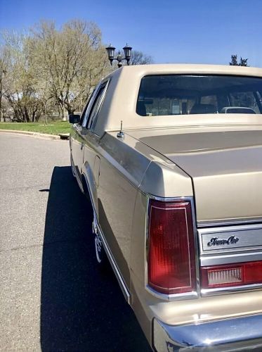 1988 Lincoln Town Car, US $11,900.00, image 9