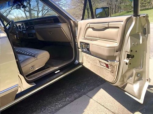 1988 Lincoln Town Car, US $11,900.00, image 18