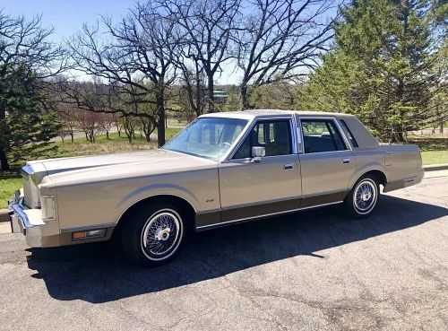 1988 Lincoln Town Car, US $11,900.00, image 31