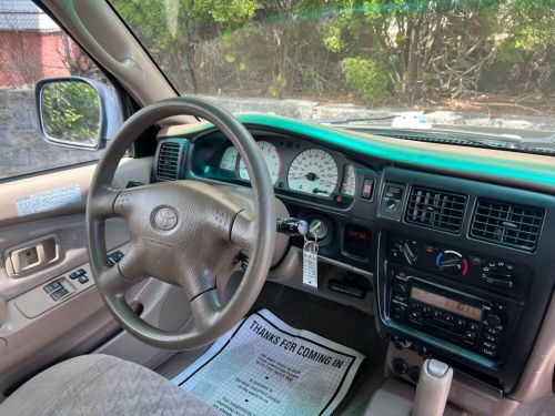 2002 Toyota Tacoma 4X4 * 1-OWNER * NEW TIMING BELT & WATER PUMP, US $3,950.00, image 5