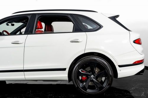 2023 Bentley Bentayga V8, US $195,999.00, image 4