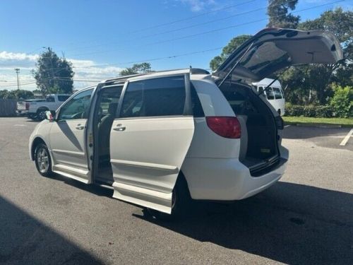 2009 chrysler braunability wheelchar chrysler town and country