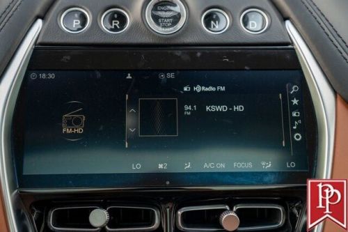 2021 Aston Martin DBX, US $118,950.00, image 11