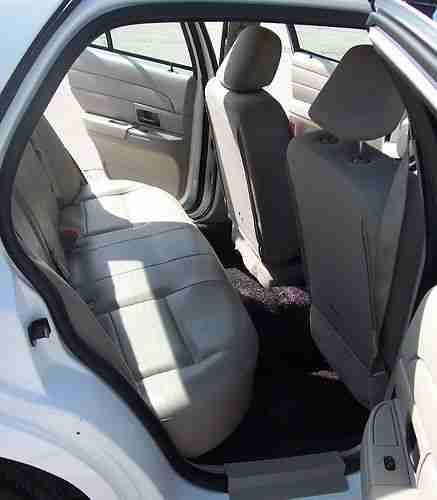 White 2008 Ford Crown Victoria - One Owner, image 9