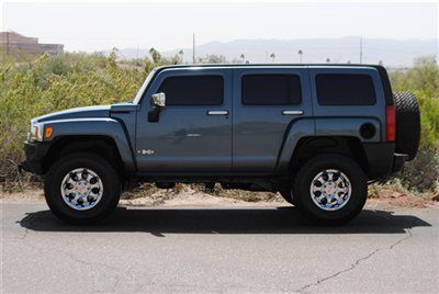 2006 hummer h3 luxury with brand new 35" nitto tires....3" leveling kit