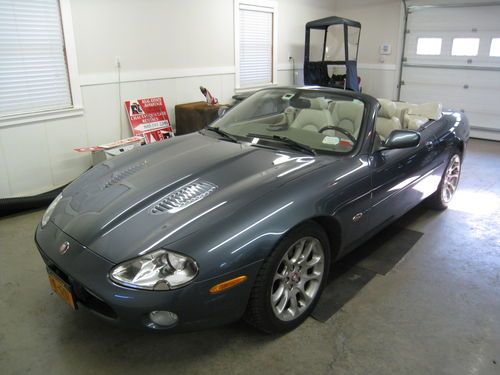 2001 jaguar xkr base convertible 2-door 4.0l