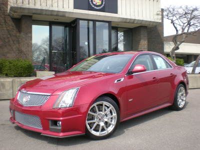 556hp v8*navigation*sunroof*bluetooth*bose*recaro seats*crystal red*25k miles