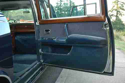 Mercedes-Benz 600 Series 6-Door Pullman, image 15