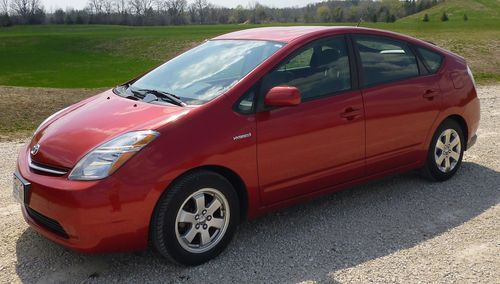 2009 toyota prius red 5 door hybrid hatch back 83,000 miles