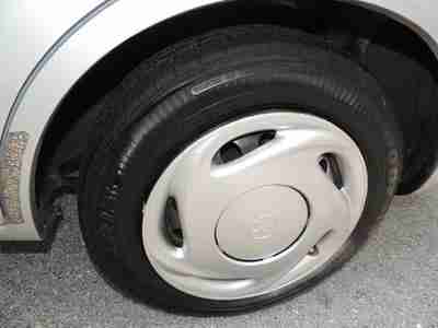 CE 1.8L 4 Speakers AM/FM radio Cassette Rear window defroster Power steering, US $5,990.00, image 6