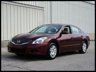 2010 nissan altima / 2.5 s / full power / remote entry / fuel efficient