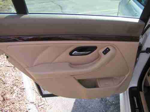 2001 BMW 530i Fantastic First Car or College Car. LOW RESERVE!!, image 9