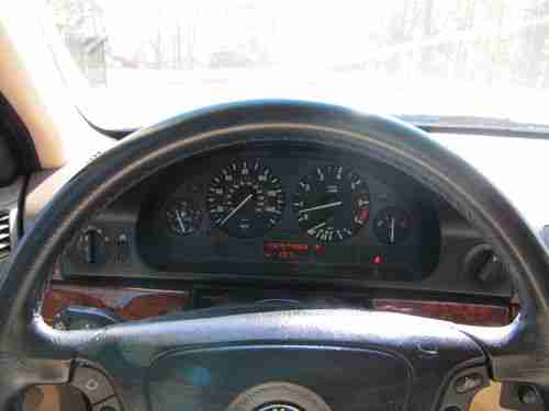 2001 BMW 530i Fantastic First Car or College Car. LOW RESERVE!!, image 11