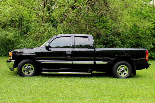 1999 gmc sierra sle extended cab 2x4 only 32k mint condition garage kept