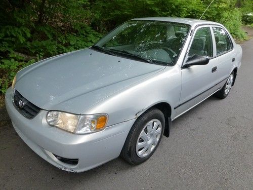 2002 toyota corolla *private sale*  37 mpg cold a/c absolute no reserve