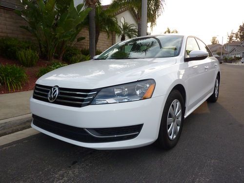 2012 Volkswagen Passat S Sedan 4-Door 2.5L, US $16,984.00, image 2