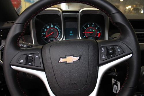 2013 CHEVROLET CAMARO ZL1 *COME TAKE A LOOK* FINANCING AVAILABLE, image 2