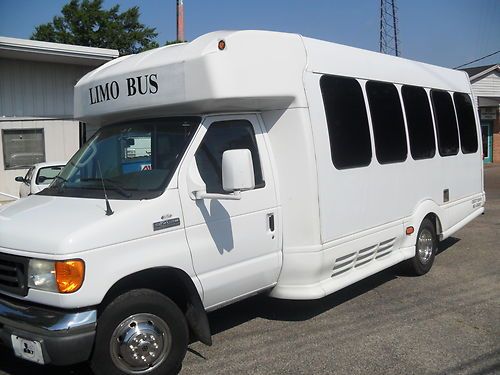 Limo bus 2006 ford e-450 super duty base  chassis 6.0l