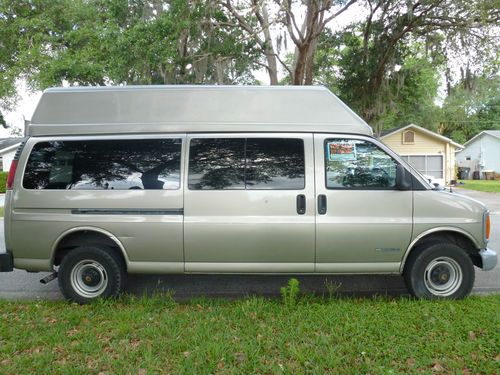 2001 chevrolet express 3500 ls extended passenger van 3-door 5.7l