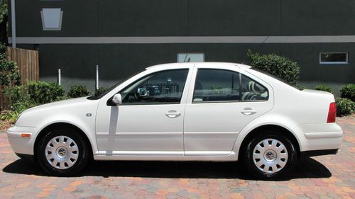 2003 volkswagen jetta sedan 4-door 1.8l with only 34000miles