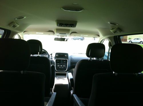 2012 Dodge Grand Caravan SXT Mini Passenger Van 4-Door 3.6L, image 7