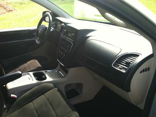 2012 Dodge Grand Caravan SXT Mini Passenger Van 4-Door 3.6L, image 21
