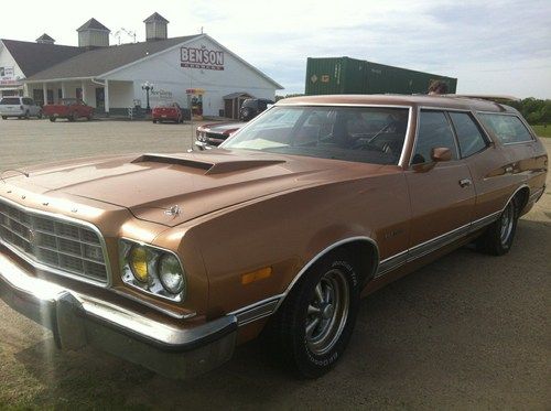 Nice 1973 ford gran torino wagon