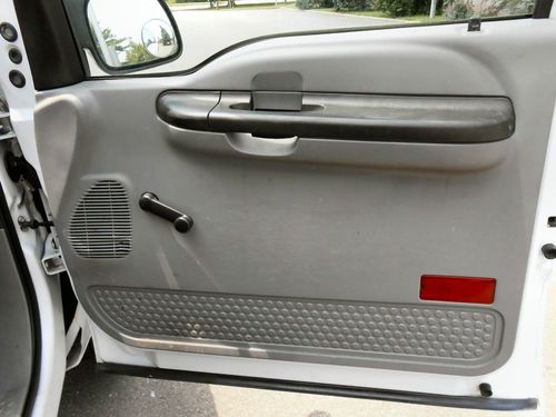 2005 Ford F-250 Super Duty XL Standard Cab Pickup 2-Door 5.4L w/4X4, image 20