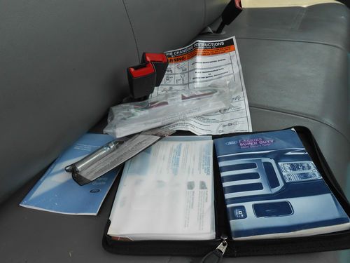 2005 Ford F-250 Super Duty XL Standard Cab Pickup 2-Door 5.4L w/4X4, image 24