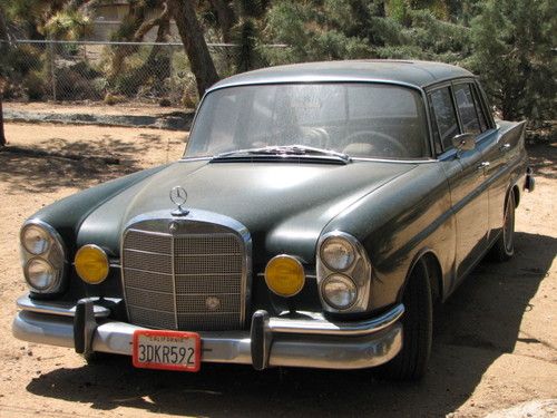 1965 mercedes 230s