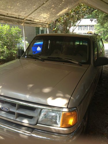 1993 ford ranger xlt with camper shell - 2.3 liter v4 automatic transmission