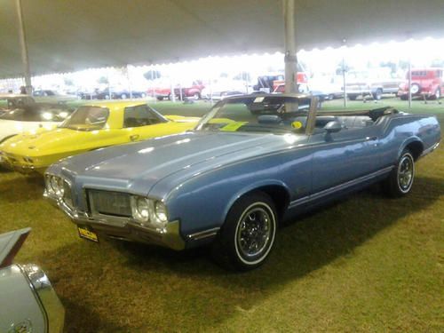 1970 oldsmobile cutlass supreme convertible skyblue w white top &amp; rocket 350