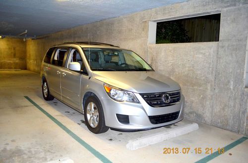 2009 volkswagen routan sel premium