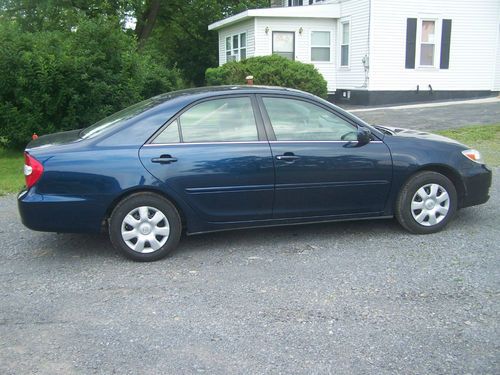 2003 toyota camry le sedan