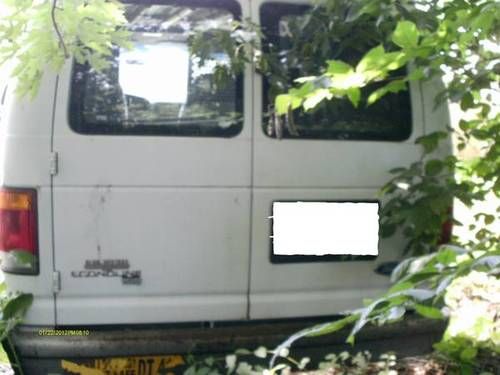 1993 Ford Econline E150 Cargo Van, image 2